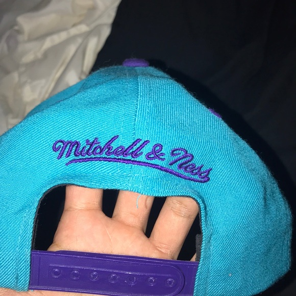 NBA hornets SnapBack hat - Picture 2 of 4